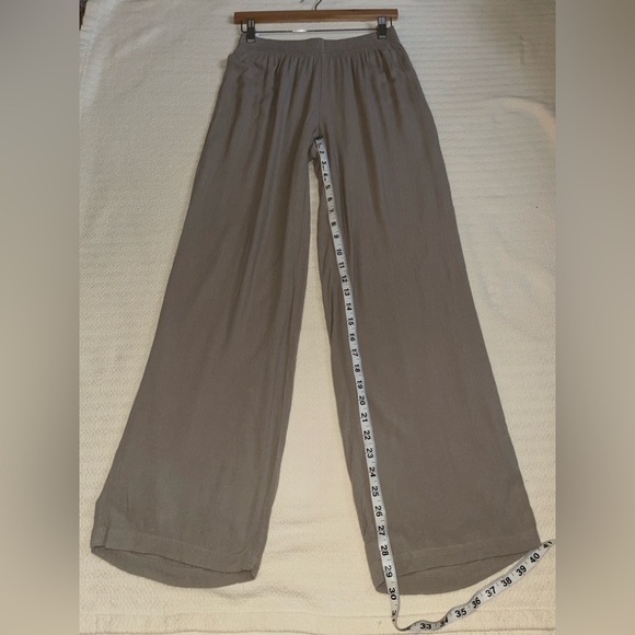 Aritzia Babaton Tribute Wide Leg Pants (Fluent Taupe) - Picture 4 of 11